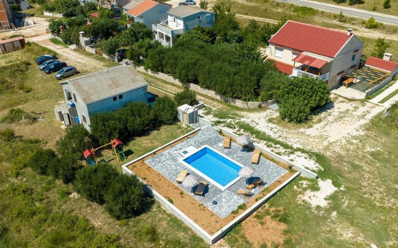 Family Friendly Apartments With A Swimming Pool Rtina - Stosici, Zadar - 21450 Exteriér fotografie